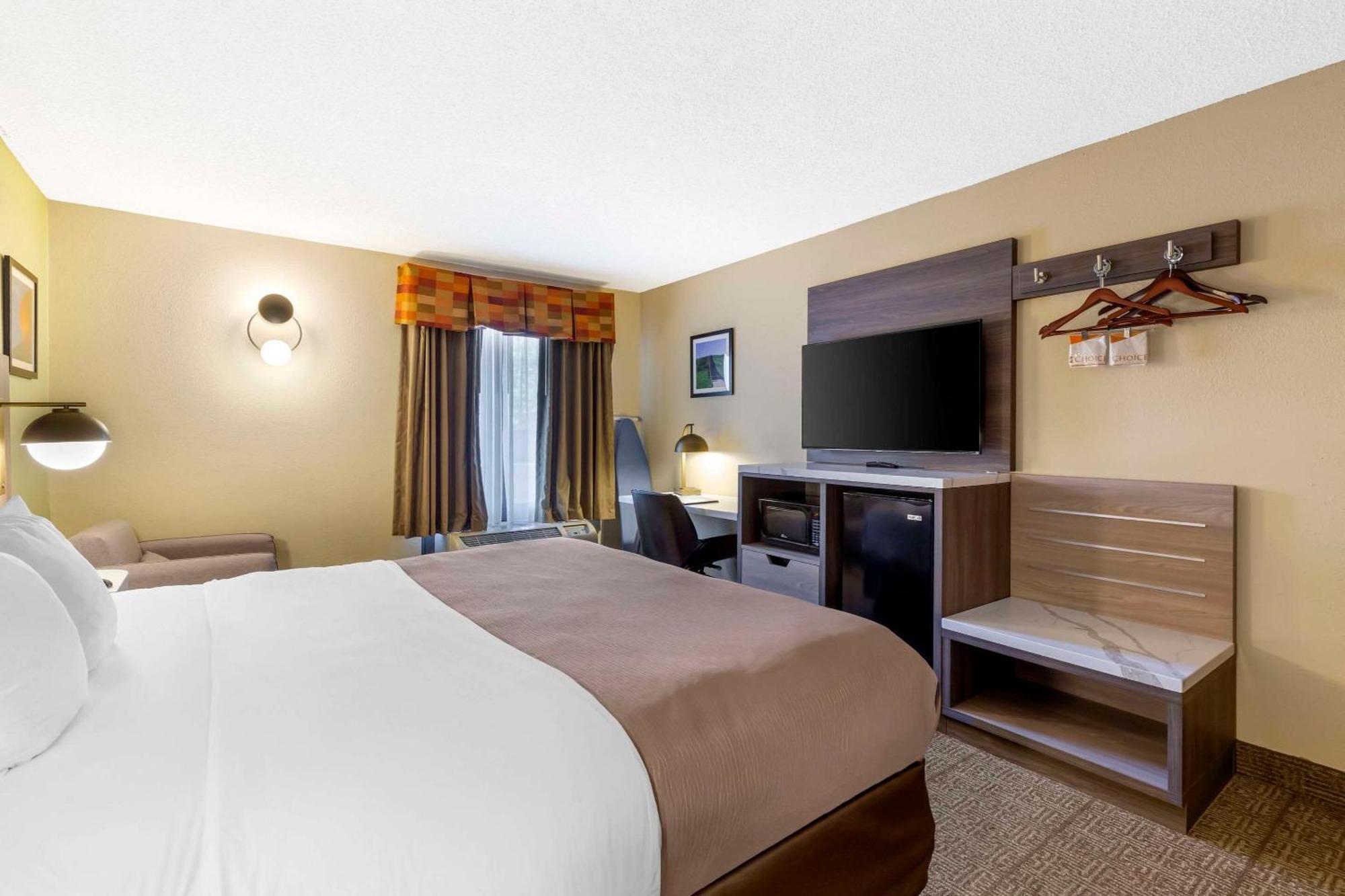 Quality Inn Raleigh Downtown Exterior foto